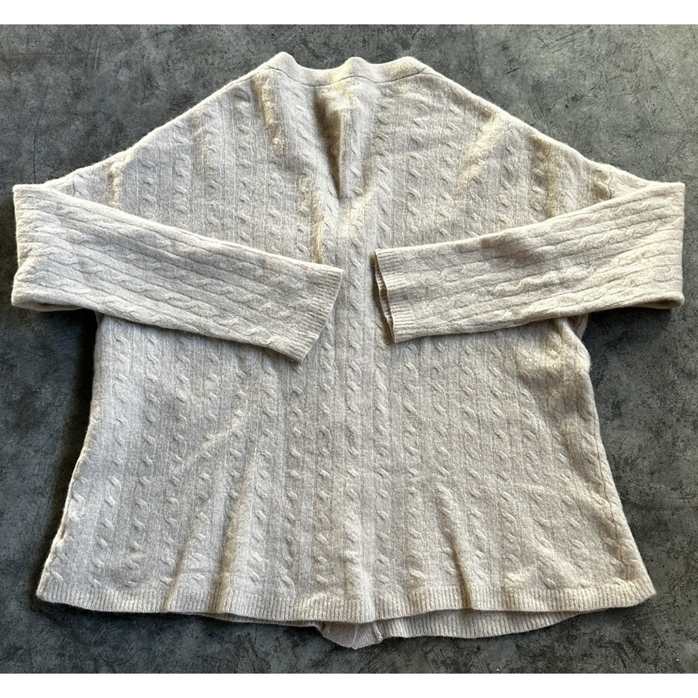 Reformation Giusta Oversized Cashmere Cardigan Beige Buttons - Picture 3 of 11